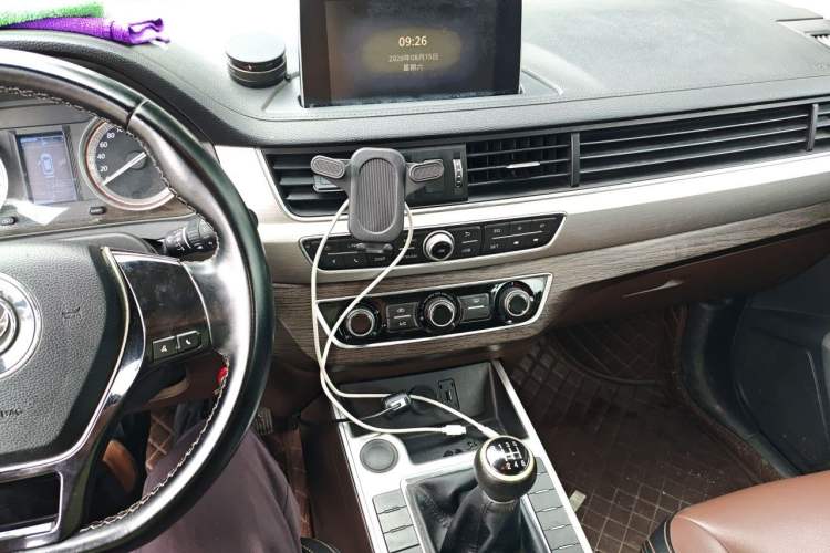 Used FORTHING Joyear X6 2017 Enjoy Series 1.5T Manual Luxury Model Audio And AC Panel