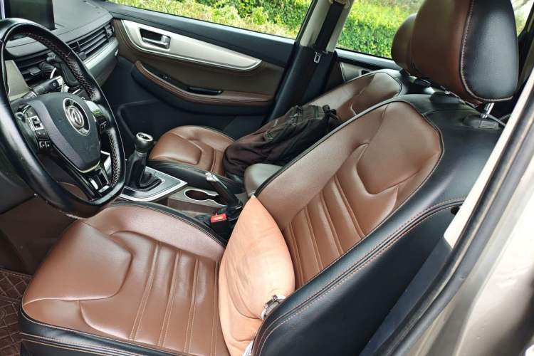 Used FORTHING Joyear X6 2017 Enjoy Series 1.5T Manual Luxury Model Left Front Seat