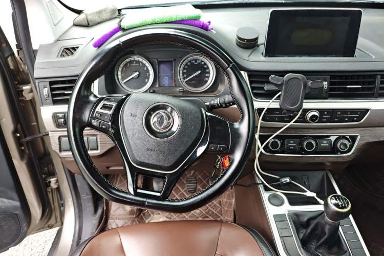 Used FORTHING Joyear X6 2017 Enjoy Series 1.5T Manual Luxury Model Steering Wheel