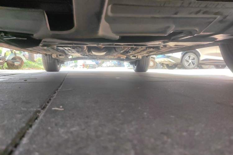 Used FORTHING Joyear X6 2017 Jingxiang Series 1.5T CVT Luxury Model Chassis Front