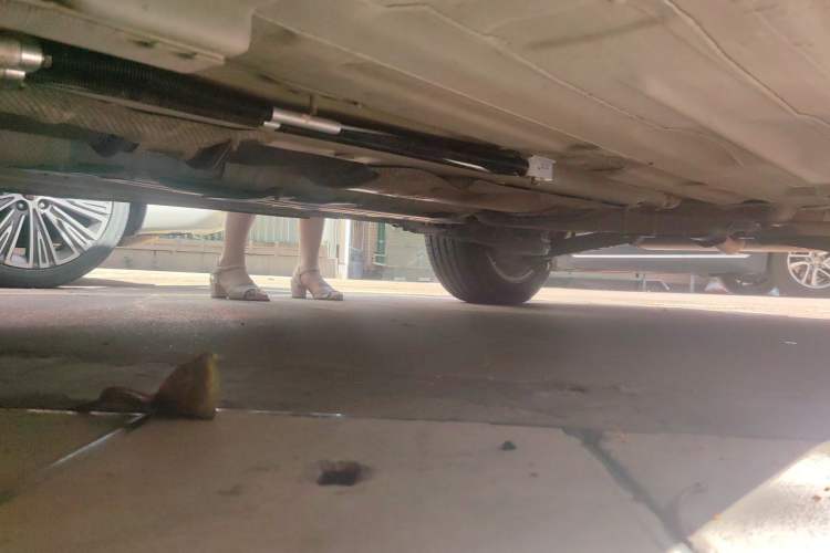 Used FORTHING Joyear X6 2017 Jingxiang Series 1.5T Manual Luxury Model Chassis Front Left