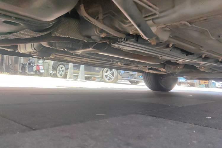 Used FORTHING Joyear X6 2017 Jingxiang Series 1.5T CVT Luxury Model Chassis Rear Right