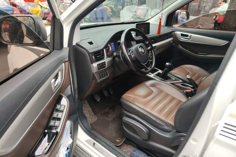 Used FORTHING Joyear X6 2017 Jingxiang Series 1.5T CVT Luxury Model Driver Seat