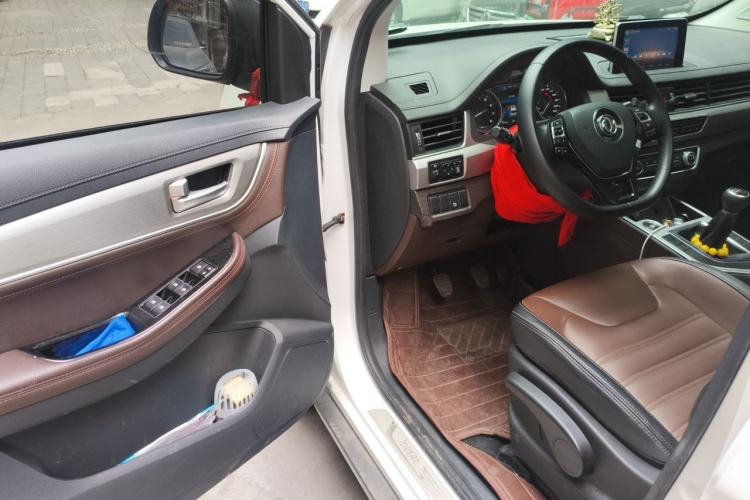 Used FORTHING Joyear X6 2017 Jingxiang Series 1.5T Manual Luxury Model Driver Seat