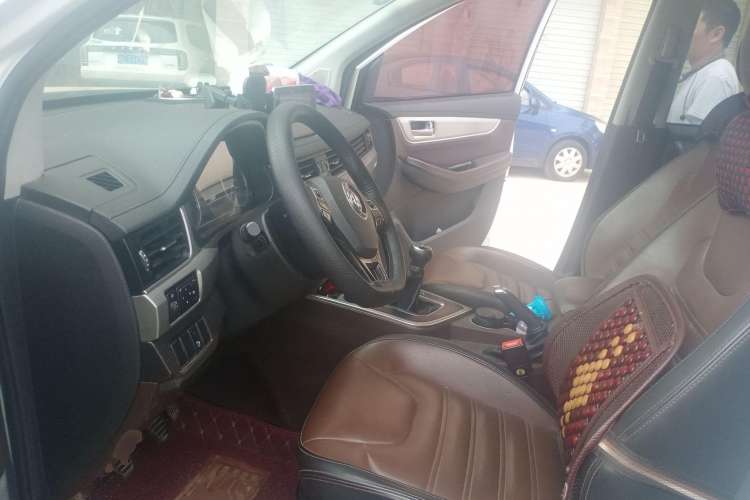 Used FORTHING Joyear X6 2017 Jingxiang Series 1.5T Manual Luxury Model Driver Seat
