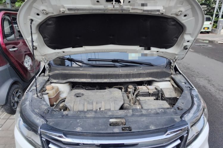 Used FORTHING Joyear X6 2017 Enjoy Series 1.5T CVT Luxury Model Engine Bay