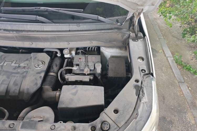 Used FORTHING Joyear X6 2017 Jingxiang Series 1.5T CVT Prestige Model Engine Bay Left