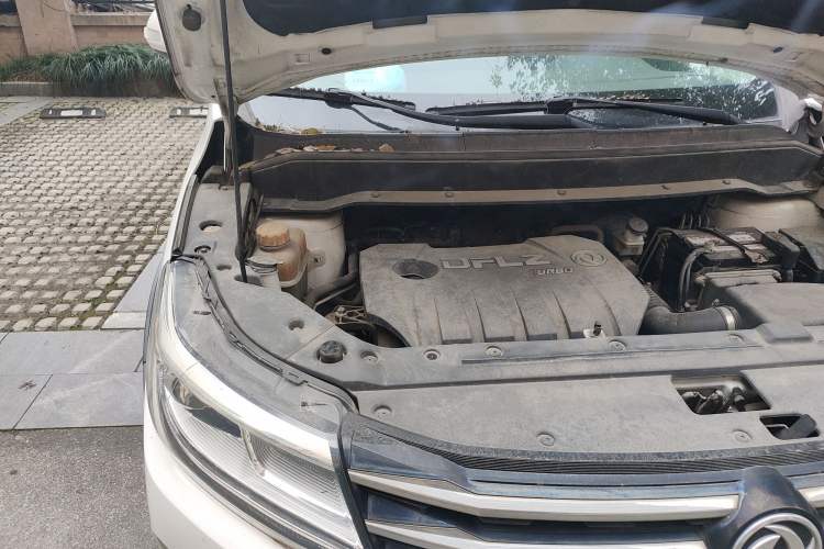 Used FORTHING Joyear X6 2017 Jingxiang Series 1.5T Manual Luxury Model Engine Bay Right