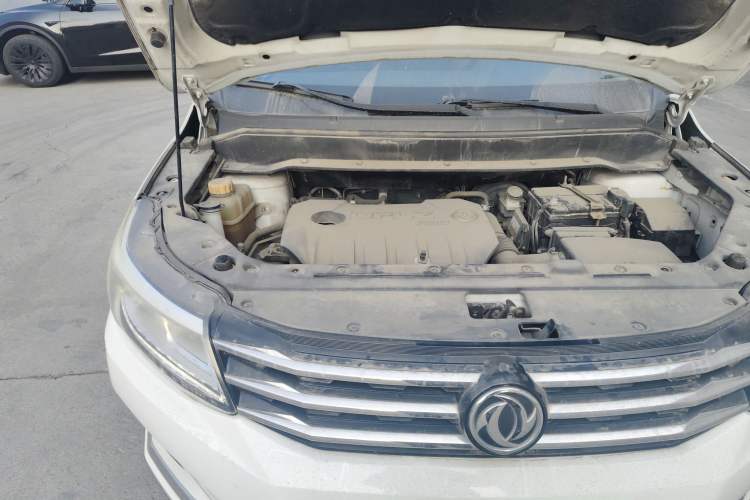 Used FORTHING Joyear X6 2017 Jingxiang Series 1.5T CVT Luxury Model Engine Bay Right