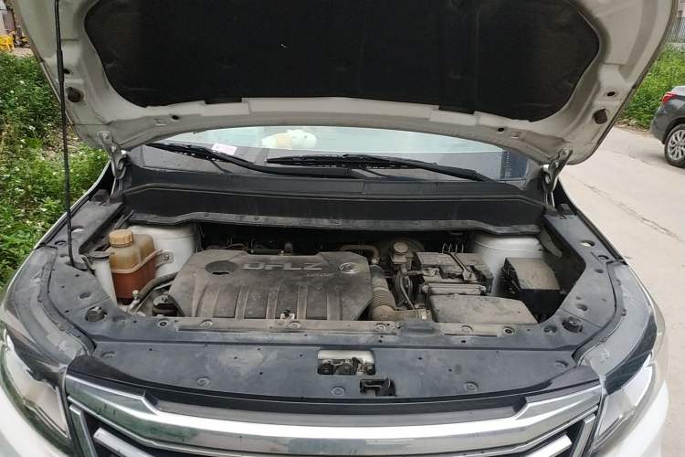 Used FORTHING Joyear X6 2017 Enjoy Series 1.5T CVT Luxury Model Engine Bay