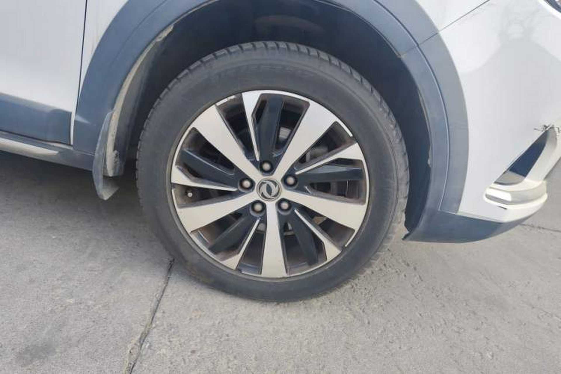 Used FORTHING Joyear X6 2017 Jingxiang Series 1.5T CVT Luxury Model Exterior 4