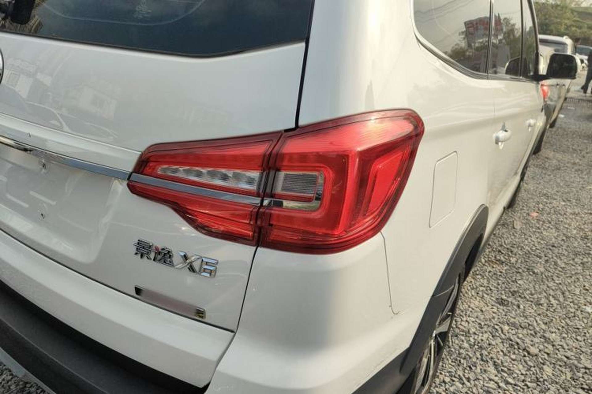Used FORTHING Joyear X6 2017 Jingxiang Series 1.5T CVT Prestige Model Exterior 6