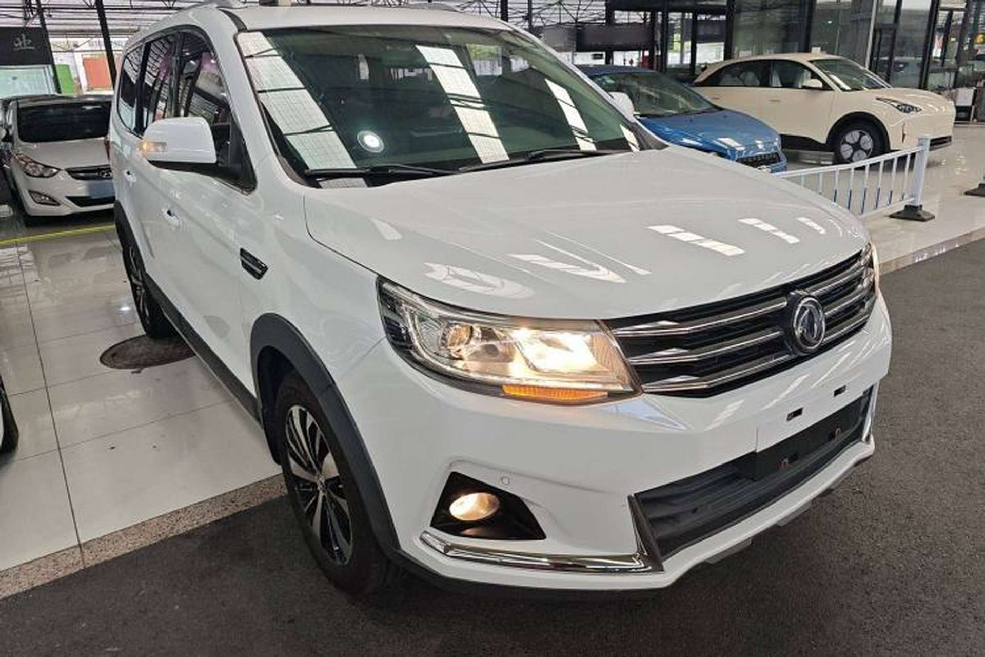 Used FORTHING Joyear X6 2017 Jingxiang Series 1.5T Manual Luxury Model Front Right 45 Deg
