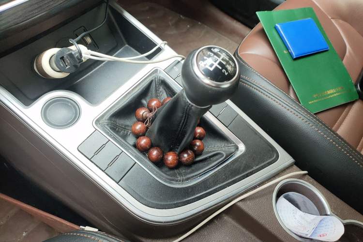 Used FORTHING Joyear X6 2017 Jingxiang Series 1.5T Manual Luxury Model Gear Lever