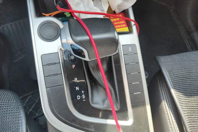 Used FORTHING Joyear X6 2017 Enjoy Series 1.5T CVT Luxury Model Gear Lever