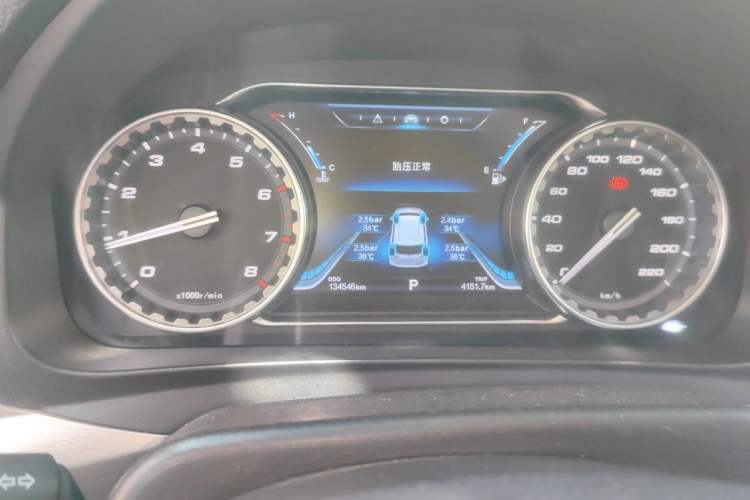 Used FORTHING Joyear X6 2017 Jingxiang Series 1.5T CVT Luxury Model Instrument Cluster