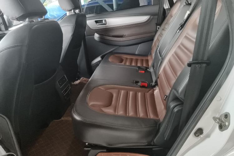 Used FORTHING Joyear X6 2017 Jingxiang Series 1.5T CVT Luxury Model Interior 4