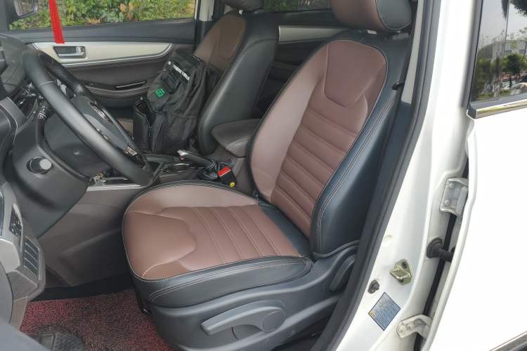 Used FORTHING Joyear X6 2017 Enjoy Series 1.5T Manual Luxury Model Left Front Seat