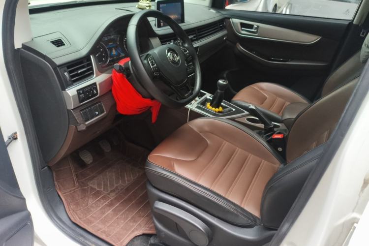 Used FORTHING Joyear X6 2017 Jingxiang Series 1.5T Manual Luxury Model Left Front Seat