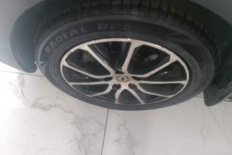 Used FORTHING Joyear X6 2017 Enjoy Series 1.5T Manual Luxury Model Left Front Wheel Hub