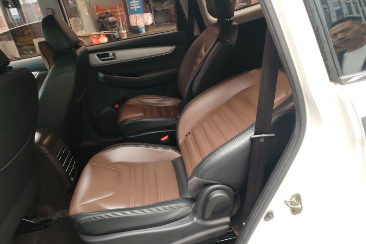 Used FORTHING Joyear X6 2017 Jingxiang Series 1.5T CVT Luxury Model Left Rear Seat