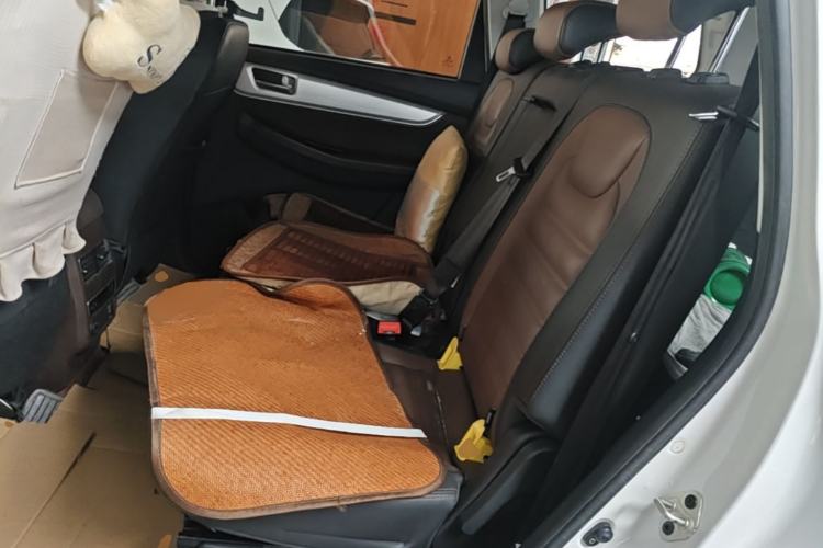 Used FORTHING Joyear X6 2017 Jingxiang Series 1.5T CVT Luxury Model Left Rear Seat