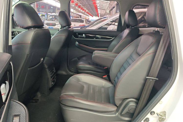 Used FORTHING Joyear X6 2017 Jingxiang Series 1.5T Manual Luxury Model Left Rear Seat