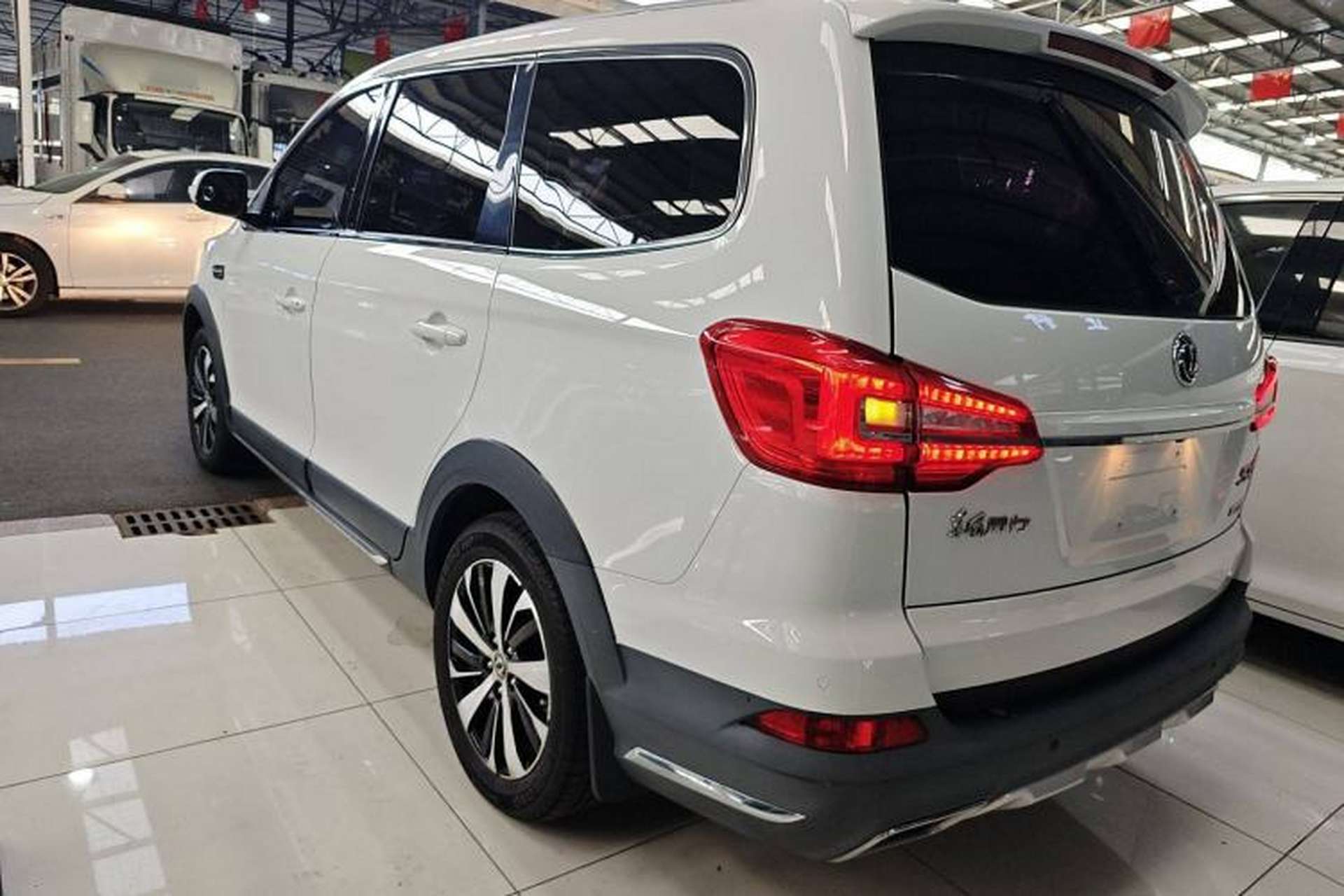 Used FORTHING Joyear X6 2017 Jingxiang Series 1.5T Manual Luxury Model Left Side