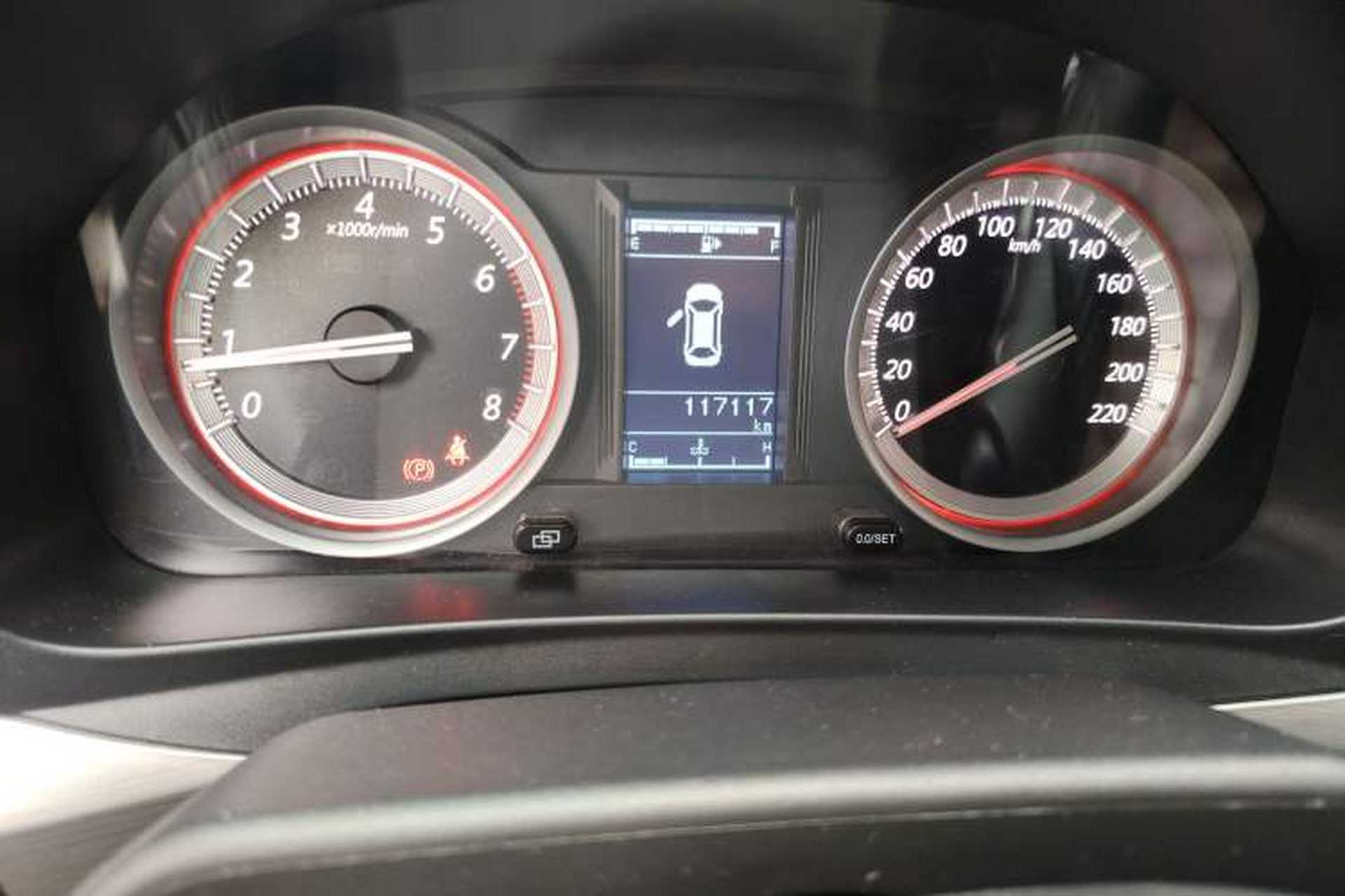 Used FORTHING Joyear X6 2017 Jingxiang Series 1.5T CVT Luxury Model Odometer Close Up