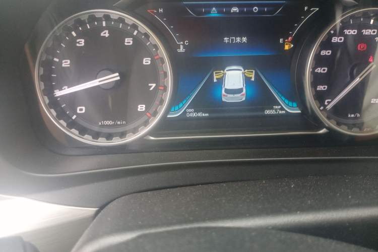 Used FORTHING Joyear X6 2017 Jingxiang Series 1.5T Manual Luxury Model Odometer Close Up