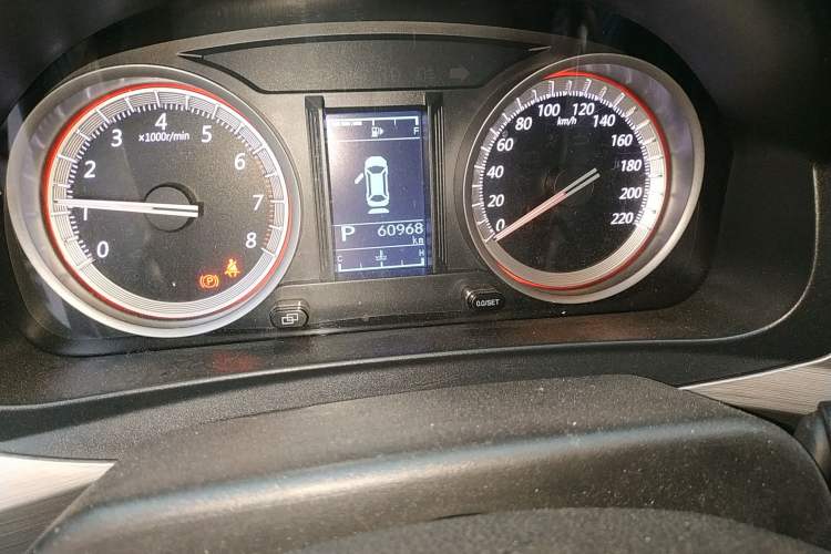 Used FORTHING Joyear X6 2017 Enjoy Series 1.5T CVT Luxury Model Odometer Close Up