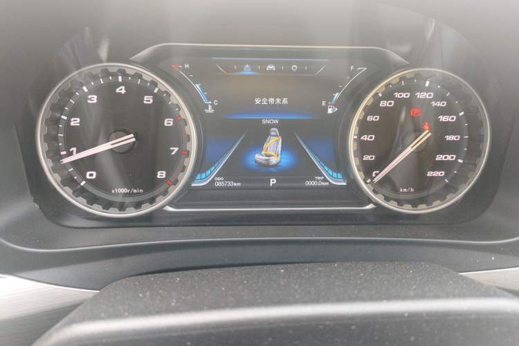 Used FORTHING Joyear X6 2017 Jingxiang Series 1.5T CVT Luxury Model Odometer Close Up