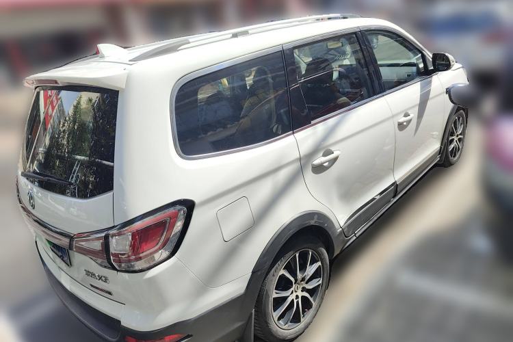 Used FORTHING Joyear X6 2017 Enjoy Series 1.5T CVT Luxury Model Rear Right 45 Deg