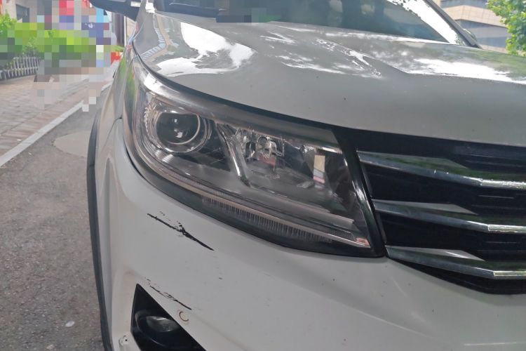 Used FORTHING Joyear X6 2017 Jingxiang Series 1.5T CVT Prestige Model Right Front Headlight