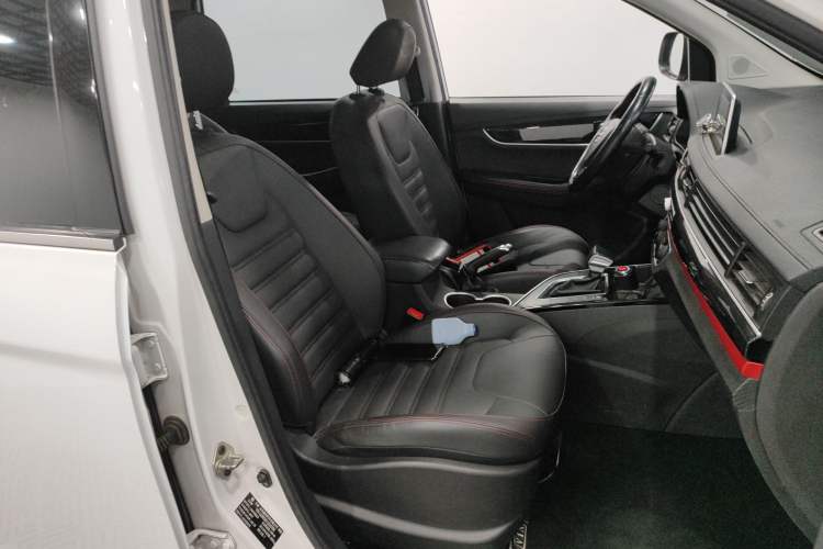 Used FORTHING Joyear X6 2017 Jingxiang Series 1.5T CVT Luxury Model Right Front Seat