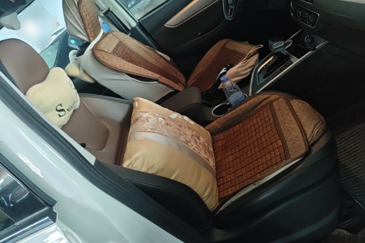 Used FORTHING Joyear X6 2017 Jingxiang Series 1.5T CVT Luxury Model Right Front Seat