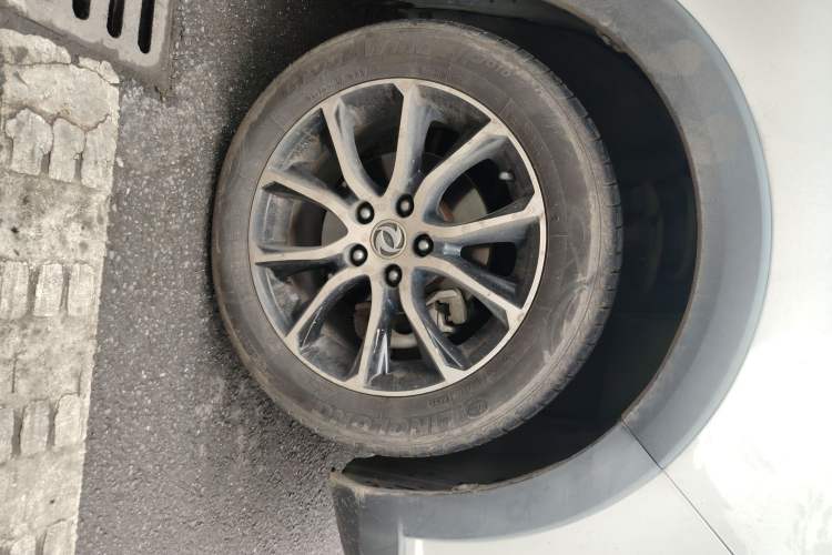 Used FORTHING Joyear X6 2017 Jingxiang Series 1.5T CVT Luxury Model Right Front Wheel Hub