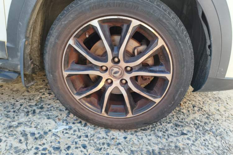 Used FORTHING Joyear X6 2017 Jingxiang Series 1.5T CVT Prestige Model Right Front Wheel Hub