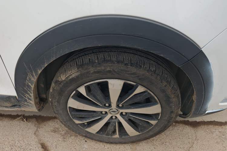 Used FORTHING Joyear X6 2017 Jingxiang Series 1.5T CVT Prestige Model Right Front Wheel Hub