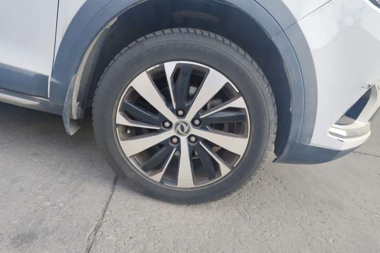 Used FORTHING Joyear X6 2017 Jingxiang Series 1.5T CVT Luxury Model Right Front Wheel Hub
