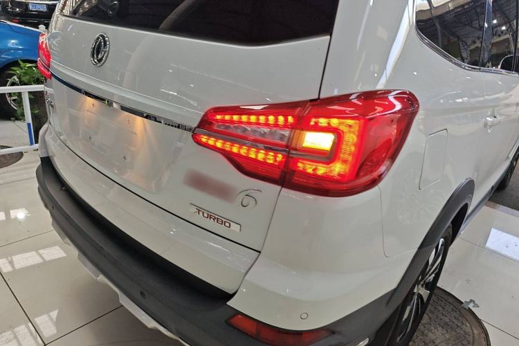 Used FORTHING Joyear X6 2017 Jingxiang Series 1.5T Manual Luxury Model Right Rear Taillight