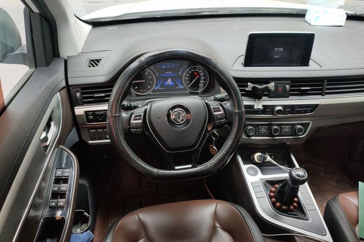 Used FORTHING Joyear X6 2017 Jingxiang Series 1.5T Manual Luxury Model Steering Wheel