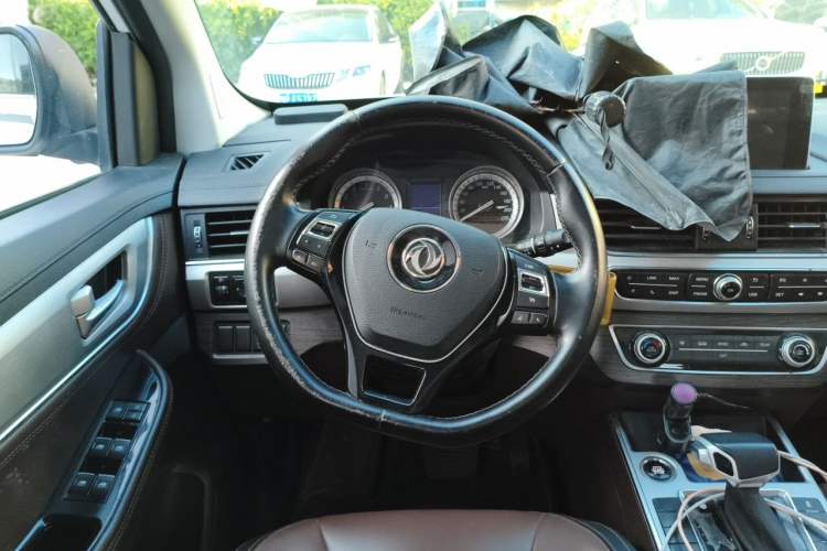 Used FORTHING Joyear X6 2017 Jingxiang Series 1.5T CVT Prestige Model Steering Wheel
