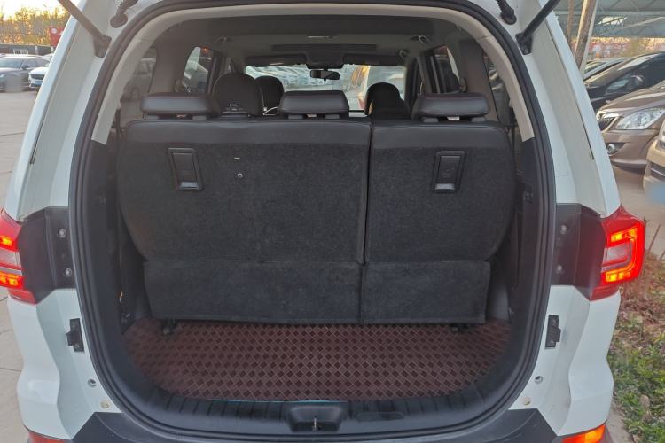 Used FORTHING Joyear X6 2017 Jingxiang Series 1.5T CVT Luxury Model Trunk