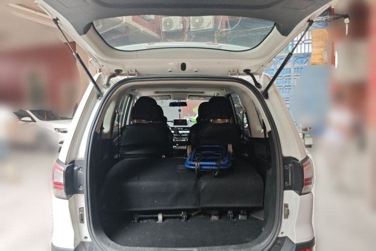 Used FORTHING Joyear X6 2017 Enjoy Series 1.5T Manual Luxury Model Trunk