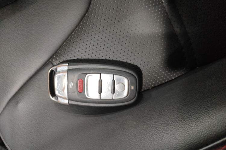 Used FORTHING Joyear X6 2017 Jingxiang Series 1.5T CVT Luxury Model Vehicle Key