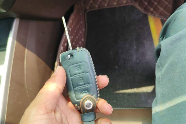 Used FORTHING Joyear X6 2017 Jingxiang Series 1.5T CVT Luxury Model Vehicle Key