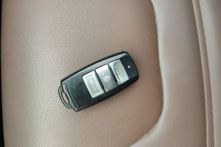 Used FORTHING Joyear X6 2017 Jingxiang Series 1.5T CVT Prestige Model Vehicle Key