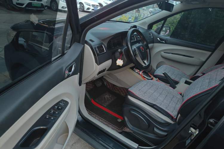 Used FORTHING Joyear XV 2015 1.6L CVT Luxury Model Driver Seat