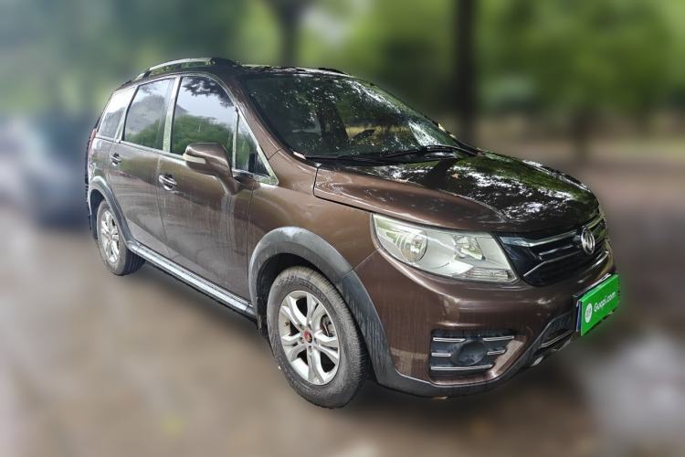 Used FORTHING Joyear XV 2015 1.6L CVT Comfort Model Front Right 45 Deg